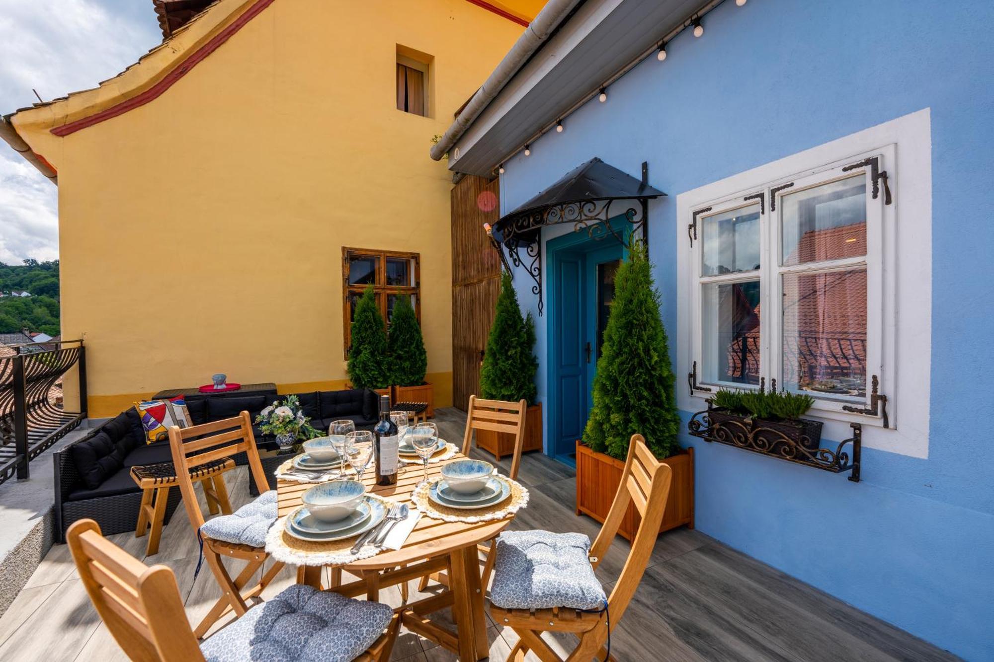 Casa Albastra By Casa Otto Apartment Sighisoara Bagian luar foto